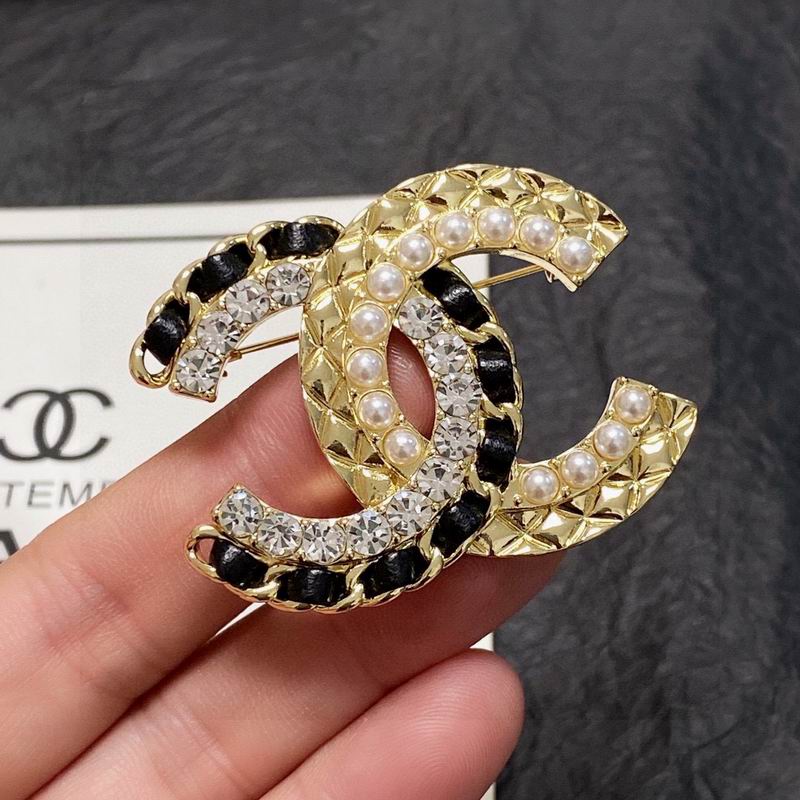 Chanel Brooch 1lyx67 (9)